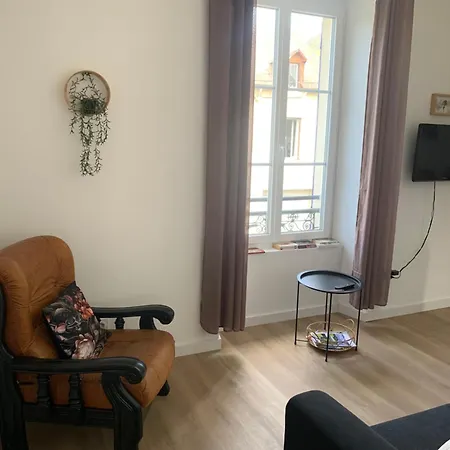 Appt 1er Etage Avec Jardin Partage Loures-Barousse