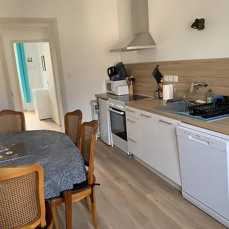 Appt 1er Etage Avec Jardin Partage *